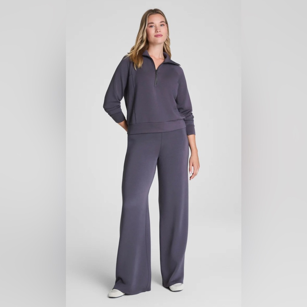 NWT SPANX Air Essentials set in Storm